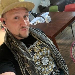 Meet your Posher, James